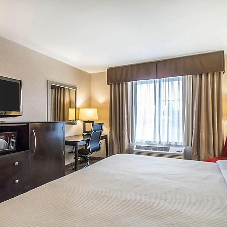 Clarion Inn Elmhurst - Oak Brook Near I-88, I-290, I-294 Экстерьер фото
