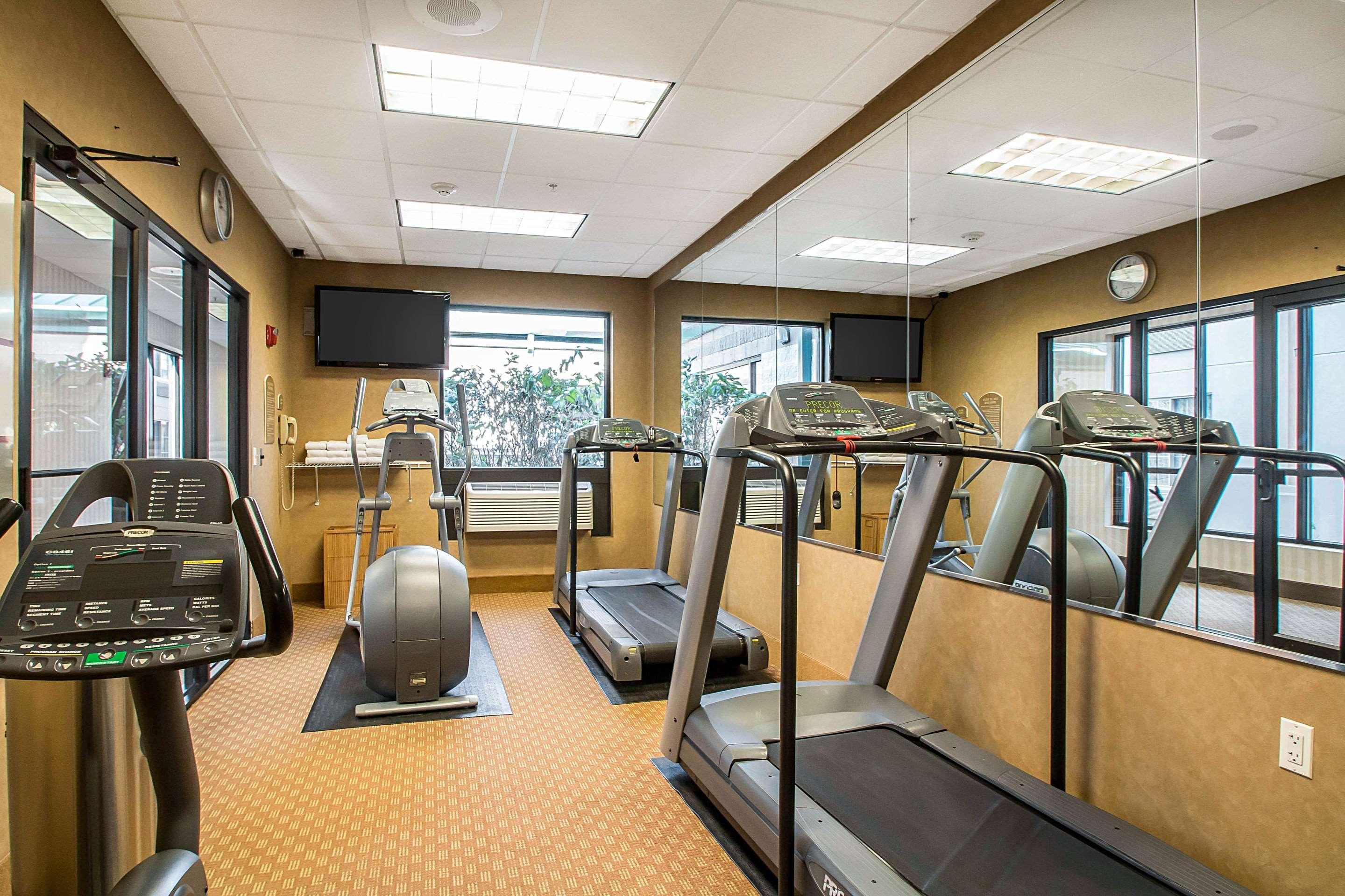 Clarion Inn Elmhurst - Oak Brook Near I-88, I-290, I-294 Экстерьер фото