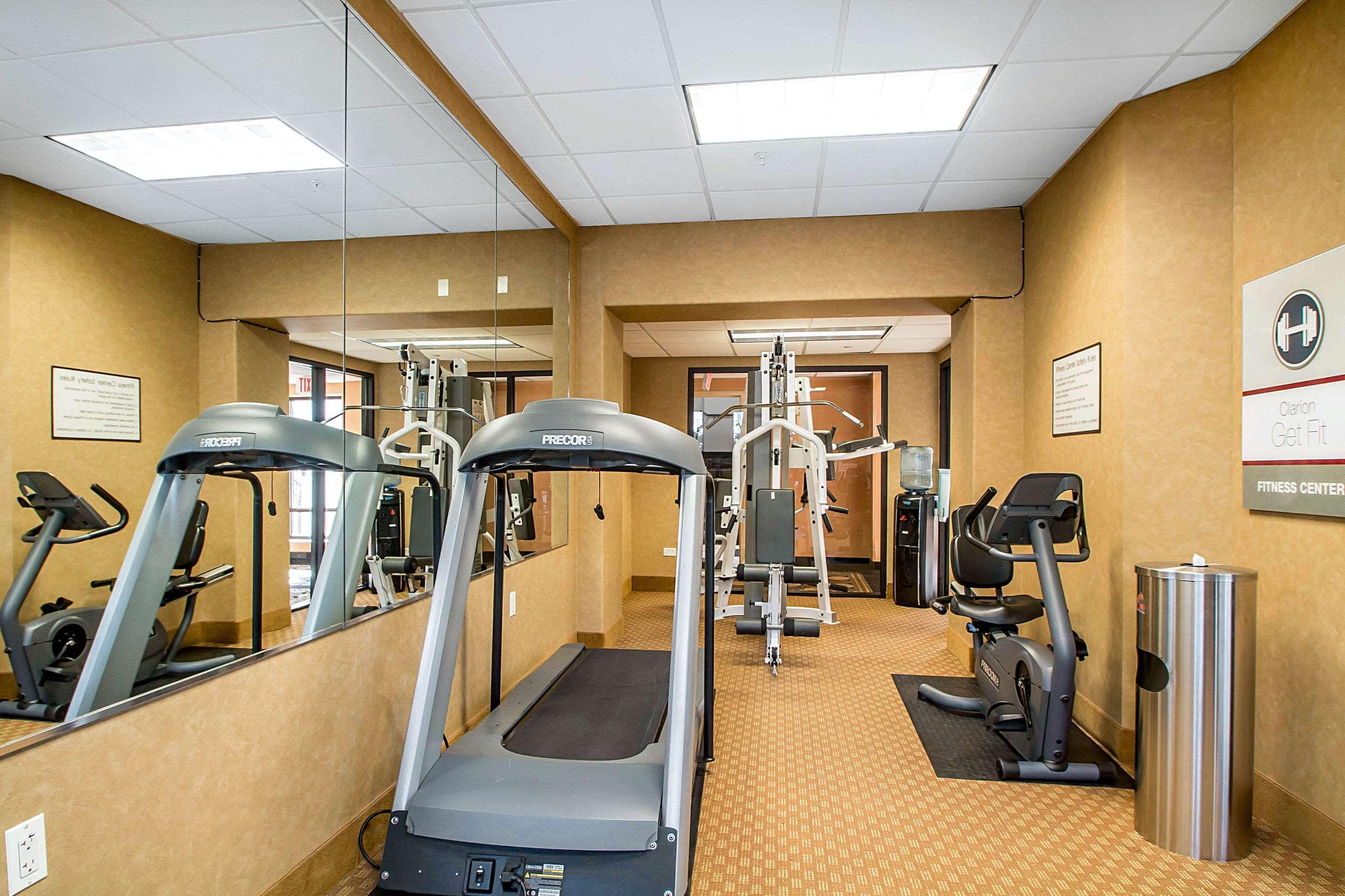 Clarion Inn Elmhurst - Oak Brook Near I-88, I-290, I-294 Экстерьер фото