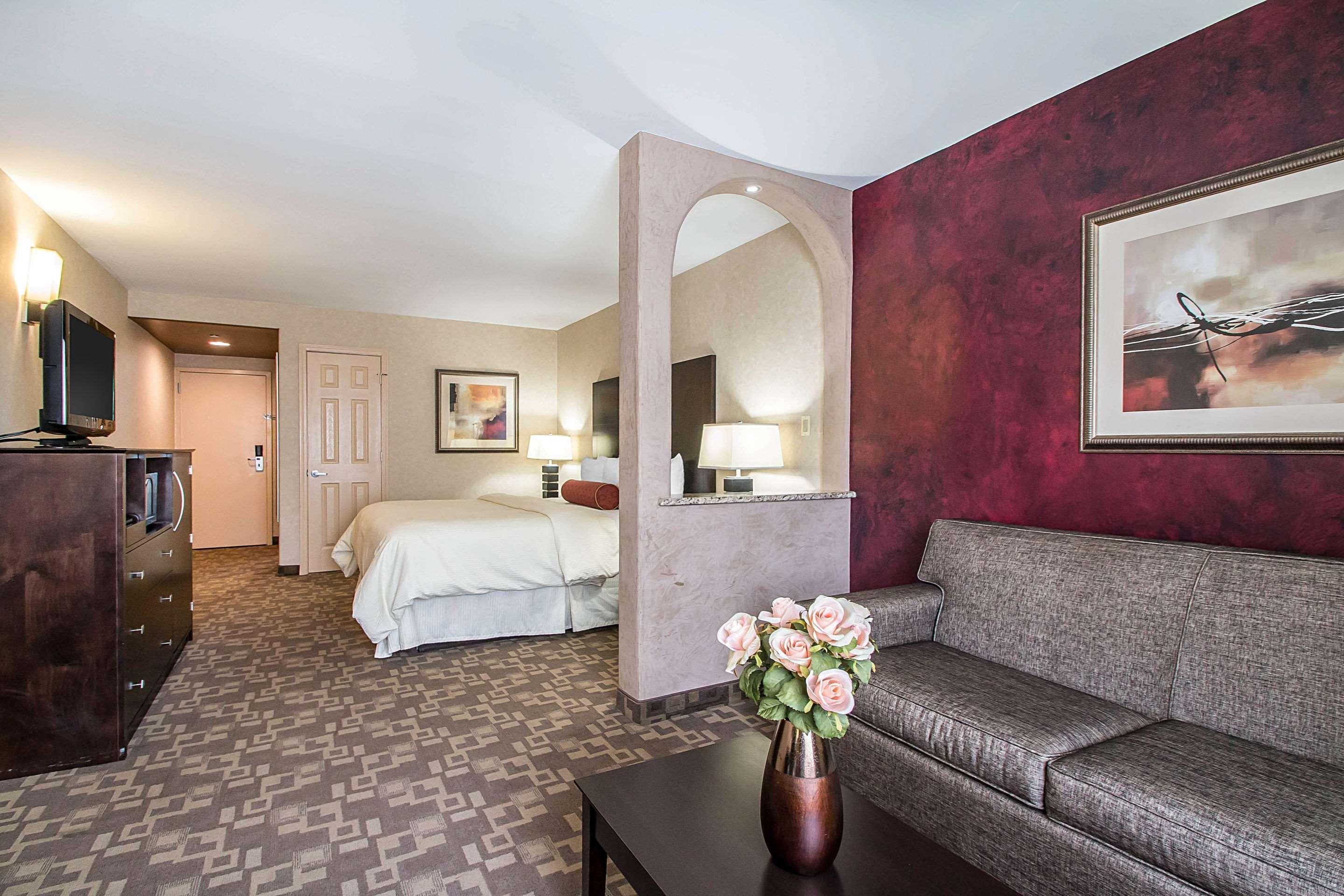 Clarion Inn Elmhurst - Oak Brook Near I-88, I-290, I-294 Экстерьер фото