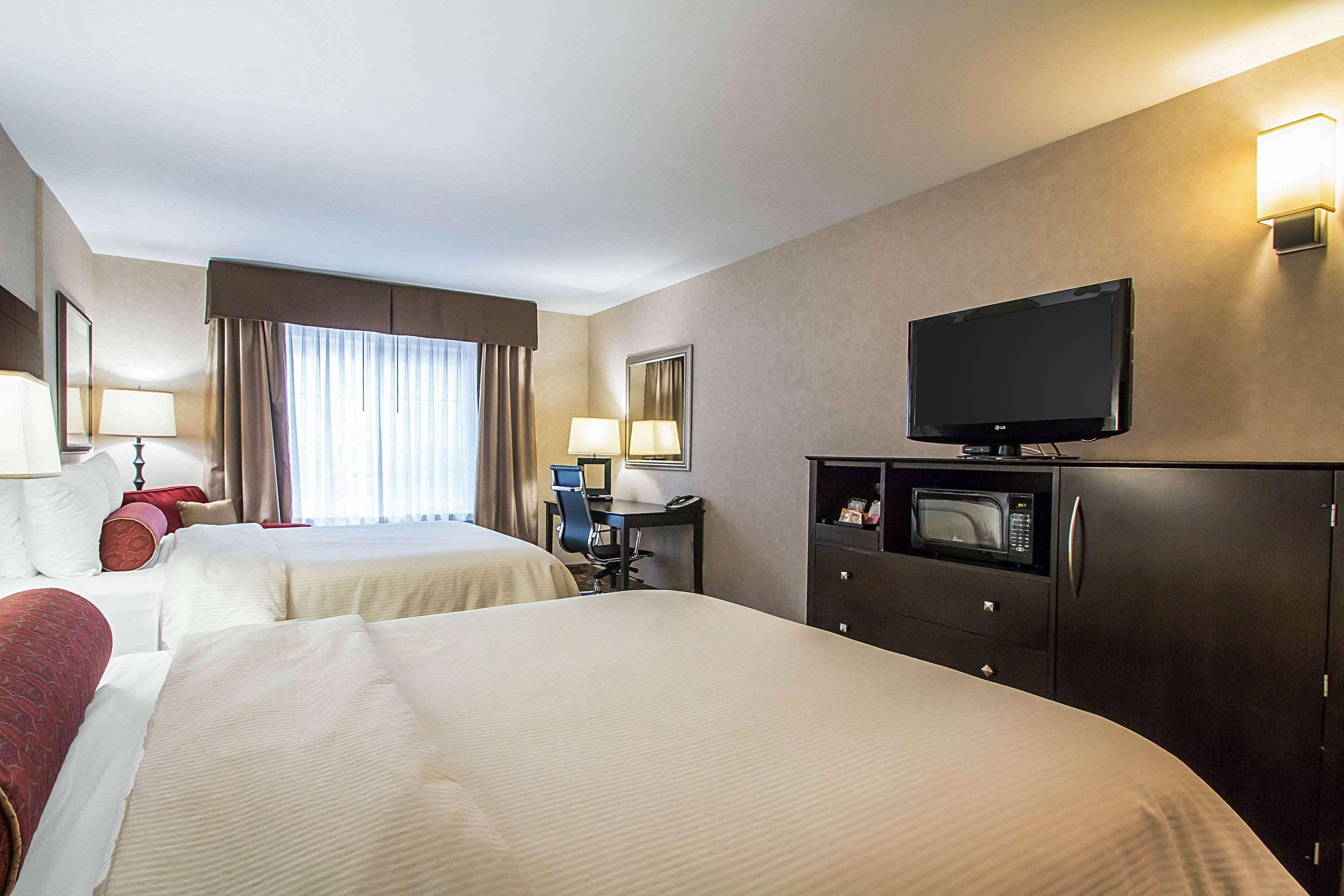 Clarion Inn Elmhurst - Oak Brook Near I-88, I-290, I-294 Экстерьер фото