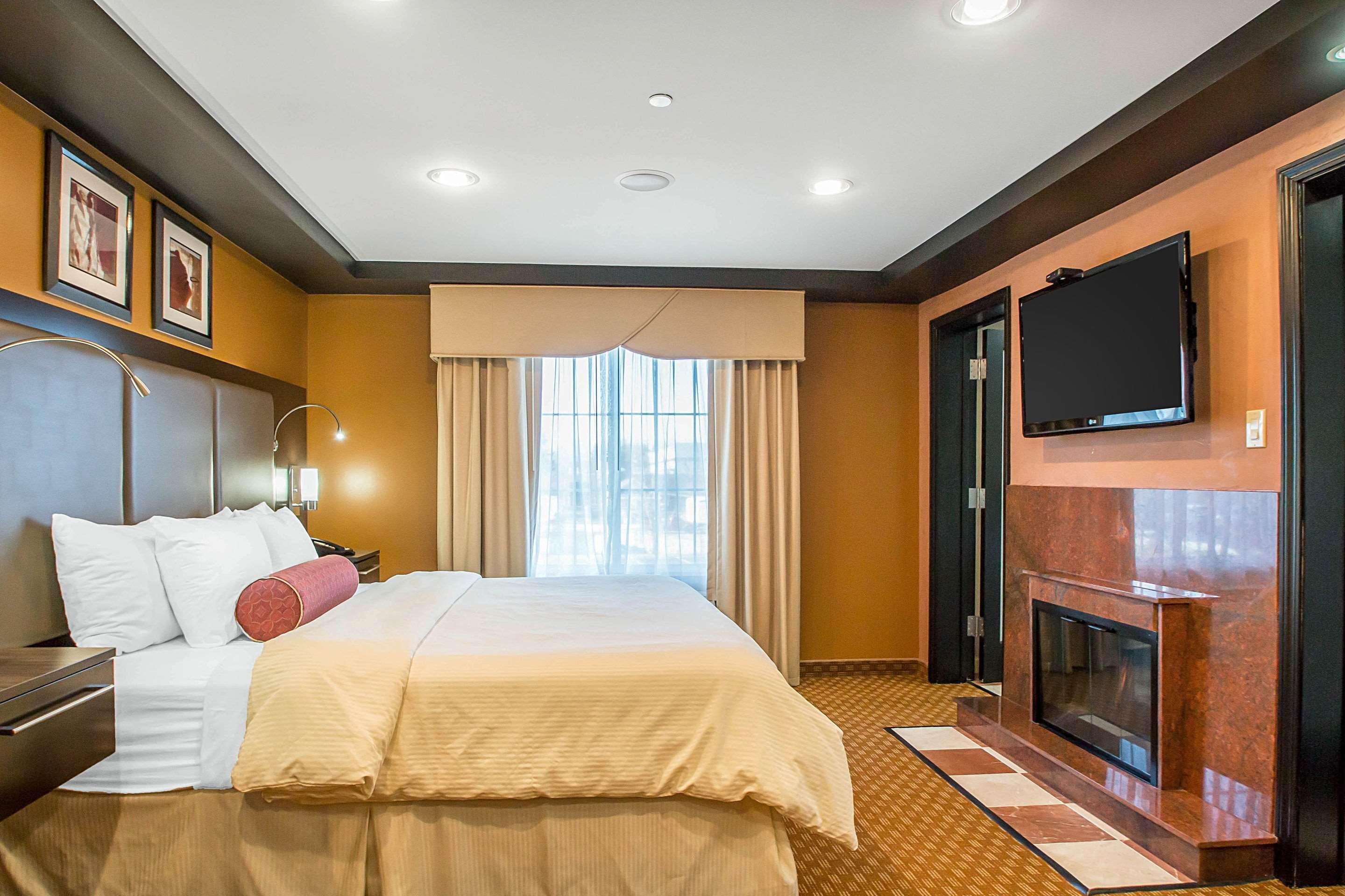Clarion Inn Elmhurst - Oak Brook Near I-88, I-290, I-294 Экстерьер фото