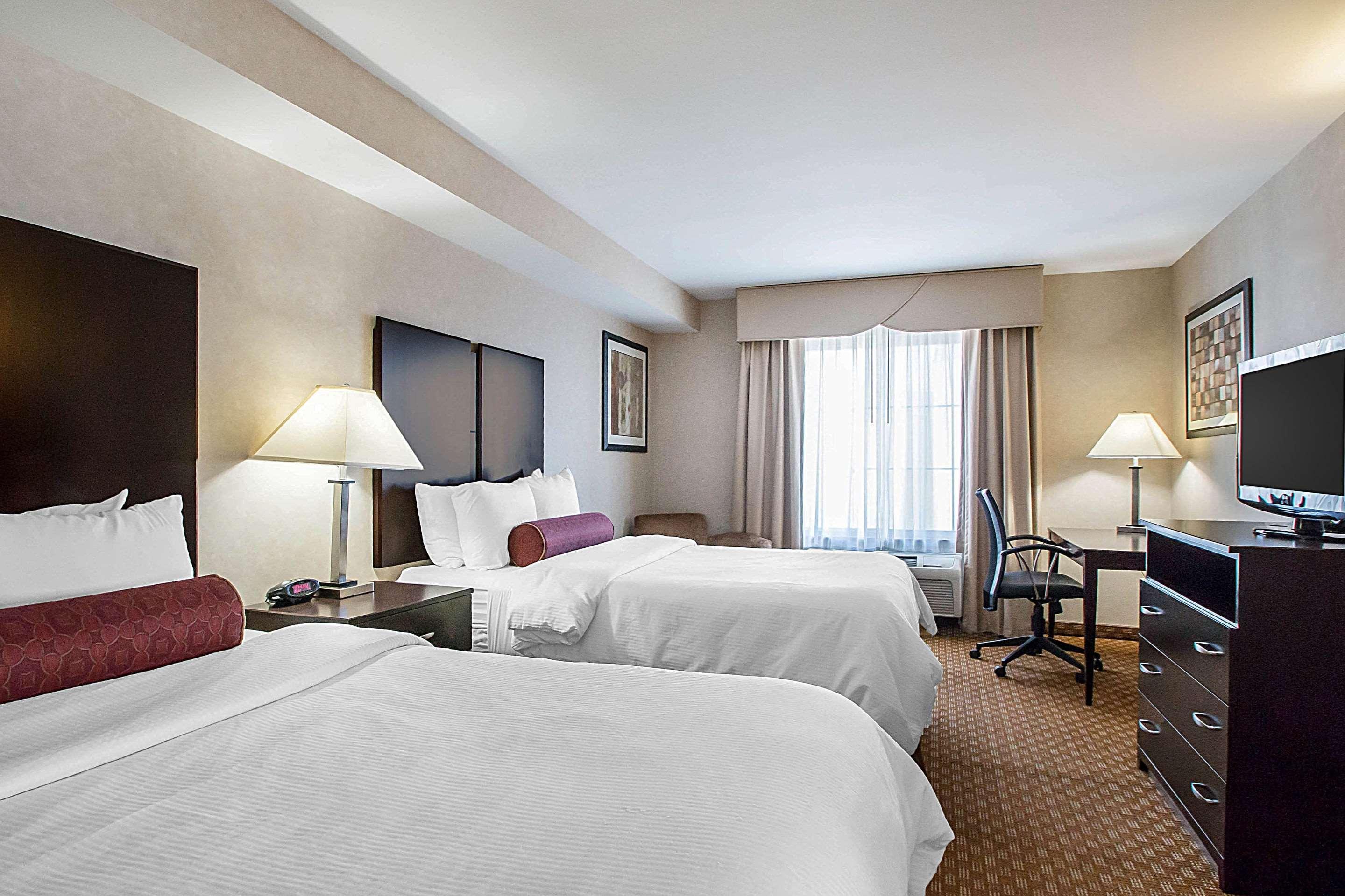 Clarion Inn Elmhurst - Oak Brook Near I-88, I-290, I-294 Экстерьер фото