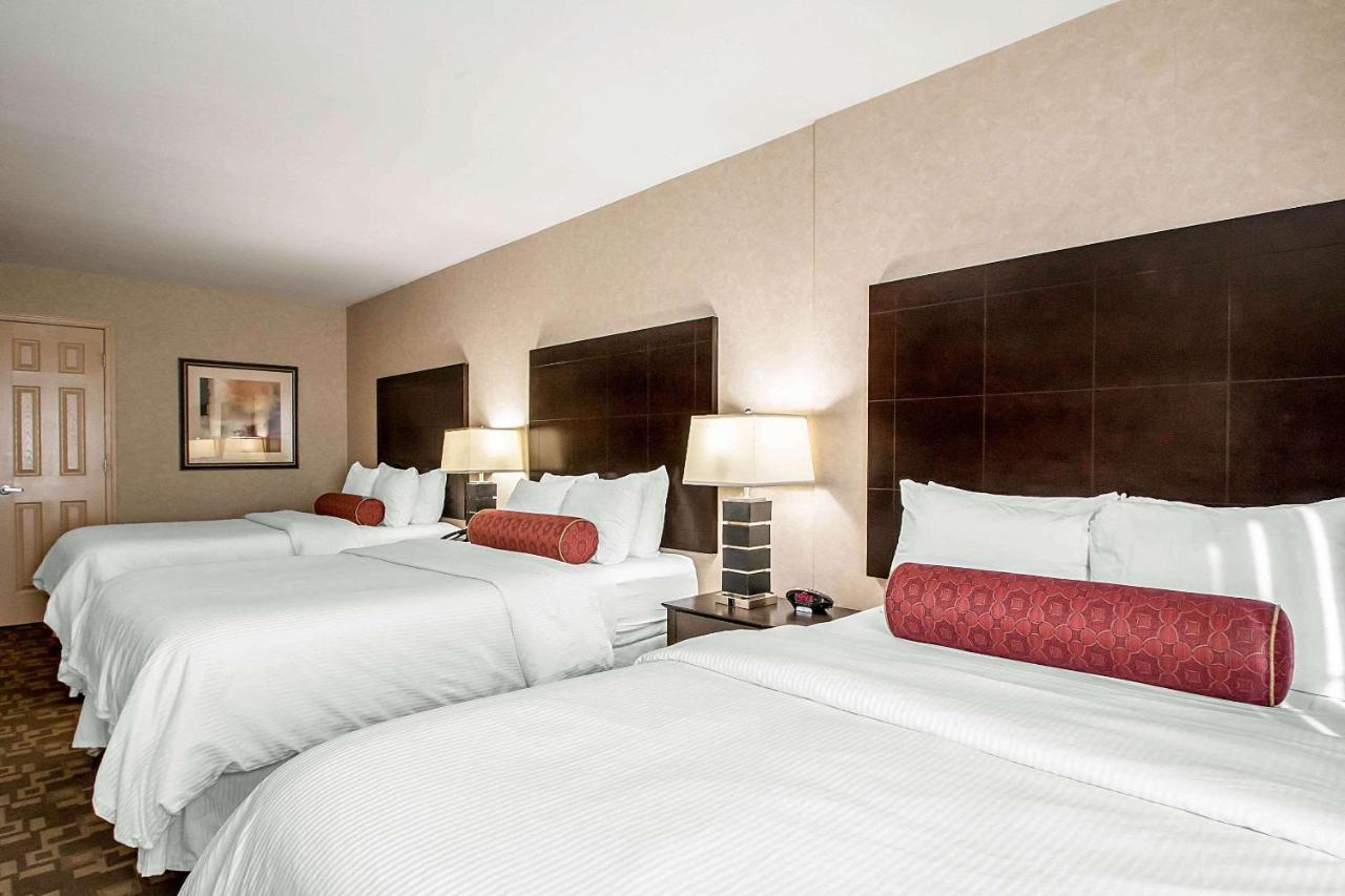 Clarion Inn Elmhurst - Oak Brook Near I-88, I-290, I-294 Экстерьер фото