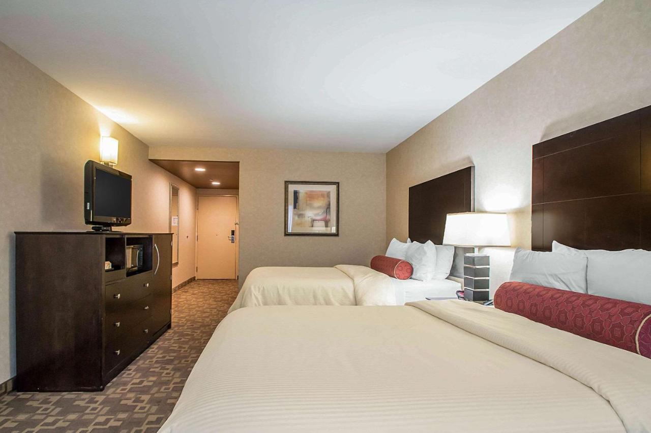 Clarion Inn Elmhurst - Oak Brook Near I-88, I-290, I-294 Экстерьер фото